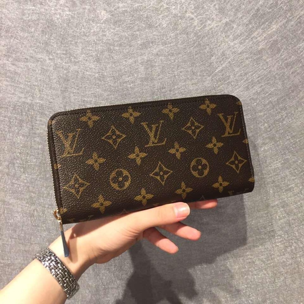 💛 Louis Vuitton Classic Color Wallet
